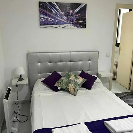Estudio En Plaza Callao * Madrid