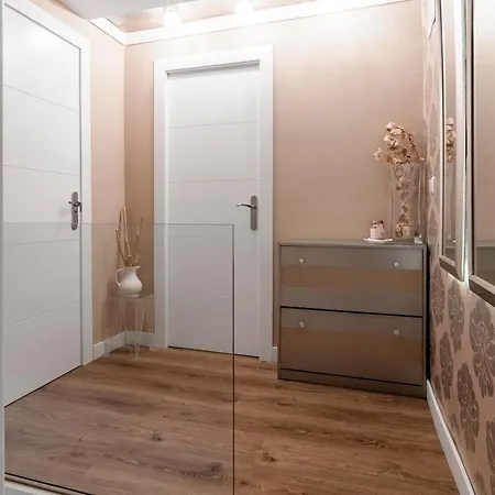 Independiente De Diseno Con Patio Privado Madrid