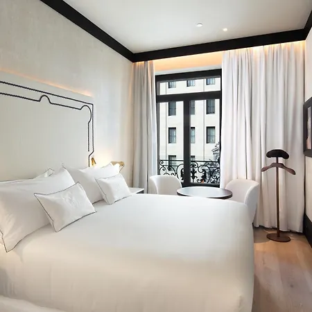 Montera Madrid, Curio Collection By Hilton マドリード