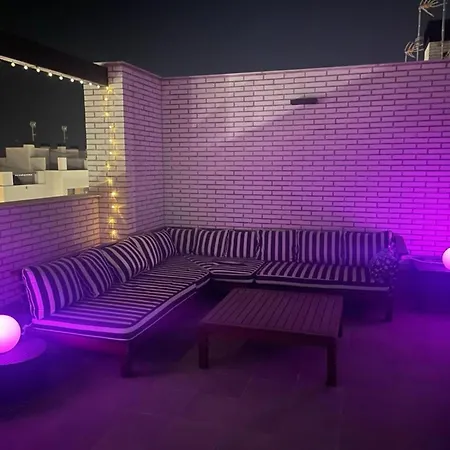 Acogedora Casa En Con Piscina Privada, Jacuzzy Y Garaje Madrid