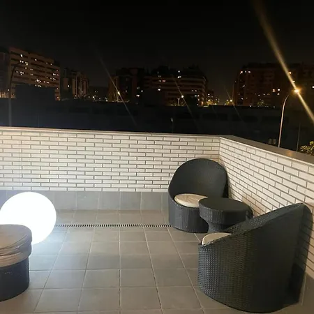 Acogedora Casa En Con Piscina Privada, Jacuzzy Y Garaje Villa *