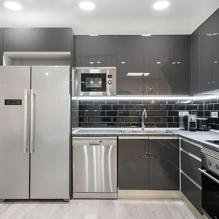 Plaza Espana Apartment