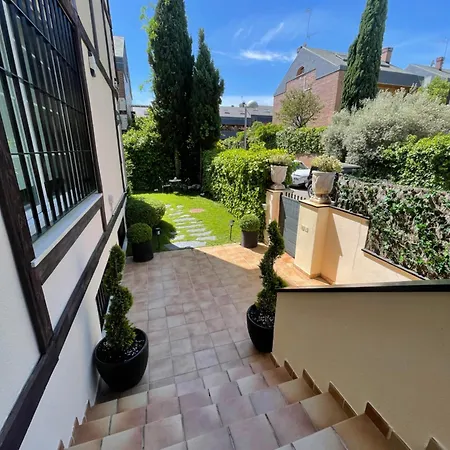 Moderna Casa De Lujo Con Jacuzzi En El Jardin Holiday home *