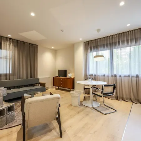 Apartament Amazinn Places Palacio Real Madryt