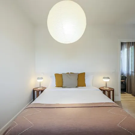 Amazinn Places Palacio Real Apartament *