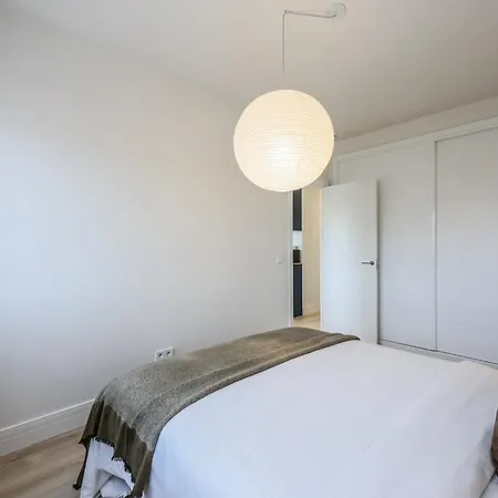 Apartament Amazinn Places Palacio Real *