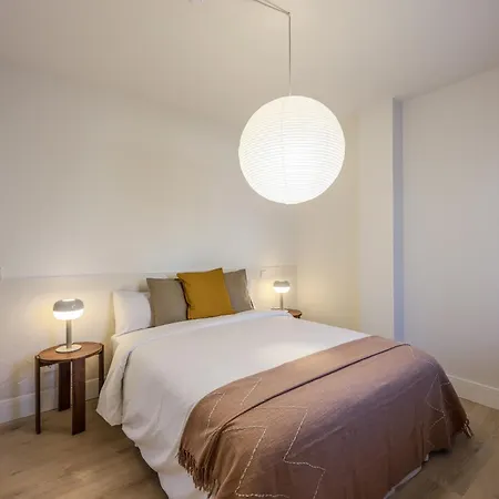 Apartament Amazinn Places Palacio Real *