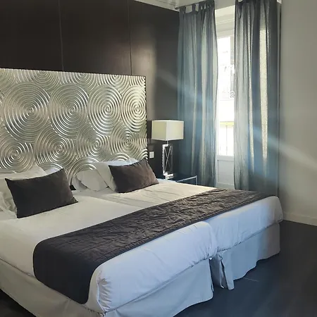 Prado Aparthotel