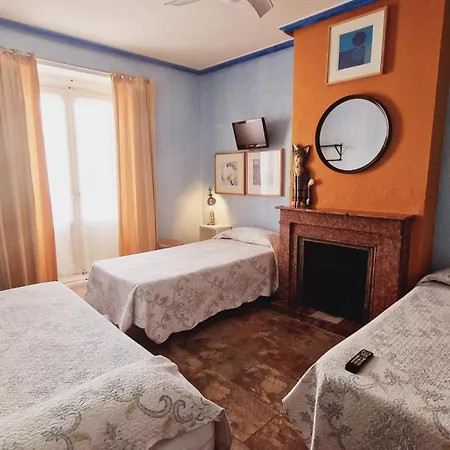 بيت ضيافة Casa De Huespedes Dolce مدريد