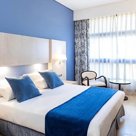 Hotell Nuevo Boston 4*