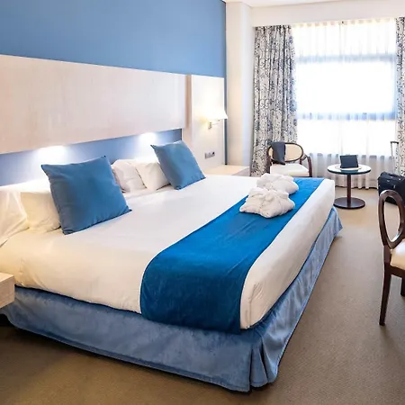 Nuevo Boston Hotell 4*