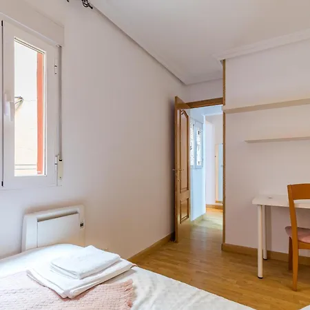 Confortable Y Funcional En Vallecas Madrid
