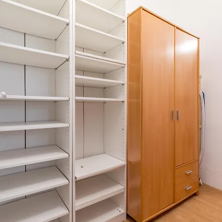 Confortable Y Funcional En Vallecas Apartment
