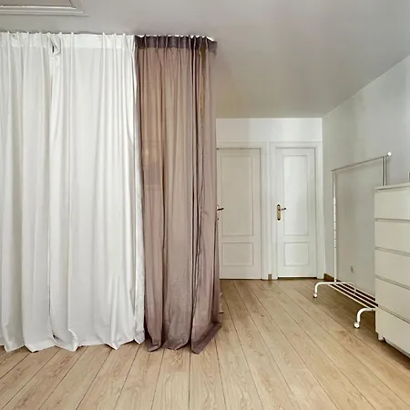 Apartment Lovely Con Balconcitos *