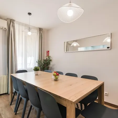 Roisa Centro Apartment *