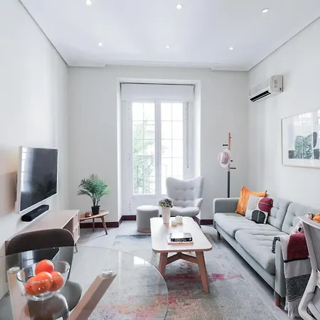Brand New One Bedroom Located In Chueca