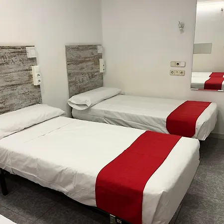 Pensjonat Casa De Huespedes Almansa 2*