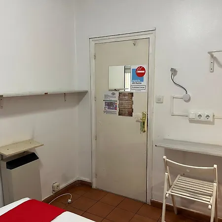 Pensjonat Casa De Huespedes Almansa 2*