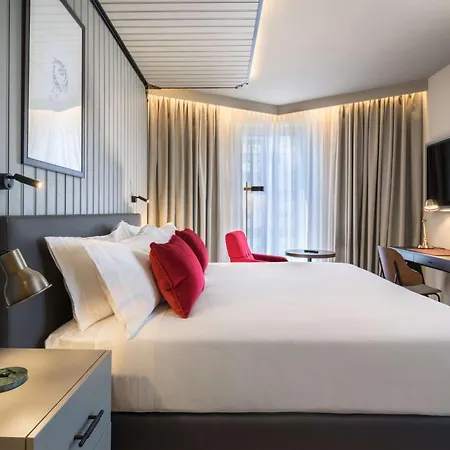 Canopy By Hilton Castellana Hotel 4*
