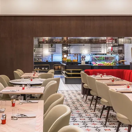 Canopy By Hilton Castellana 4* Madrid