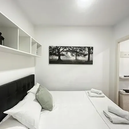 Urbantec Realty - Palacio Real - Opera Apartment Madrid