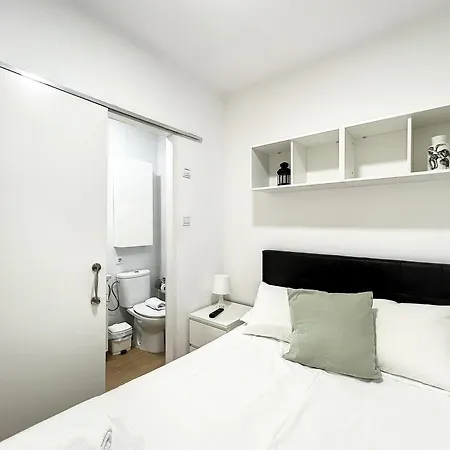 Urbantec Realty - Palacio Real - Opera Apartment *