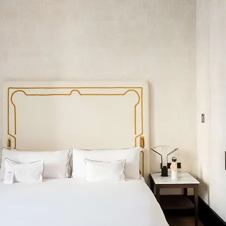 ホテル Montera Madrid, Curio Collection By Hilton