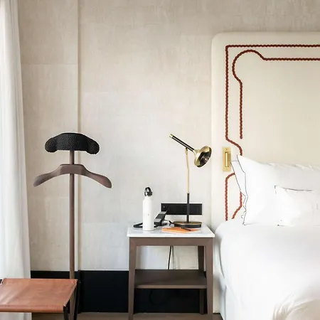 ホテル Montera Madrid, Curio Collection By Hilton 5*