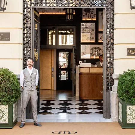 ホテル Montera Madrid, Curio Collection By Hilton マドリード