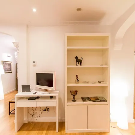 Centrico Y Moderno. Chamberi. 4 Personas, 2 Banos Apartment *