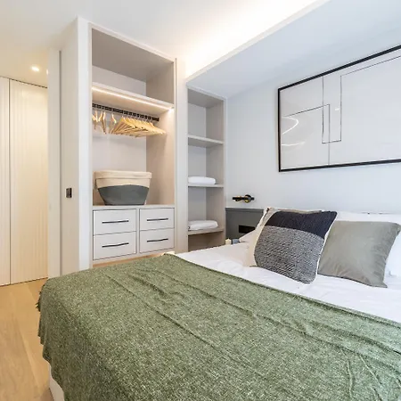 Apartamento Gran Via I Calle De Silva 2br 2bh Madrid