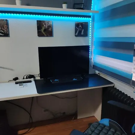 Villaverde Rooms, Privada Bano Compartido Séjour chez l'habitant *