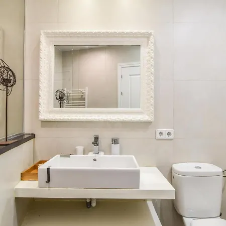 Reformado-2 Habitaciones-5 Huespedes Madrid