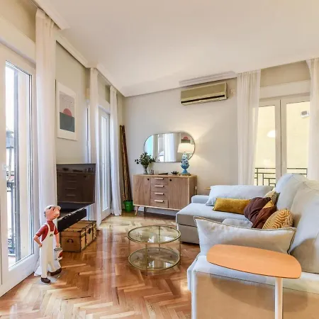 Reformado-2 Habitaciones-5 Huespedes Alquiler Temporal Appartamento Madrid