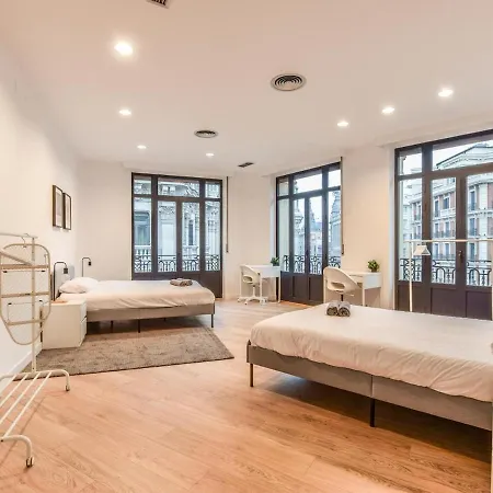 Apartamento En Plaza De Canalejas Apartment *