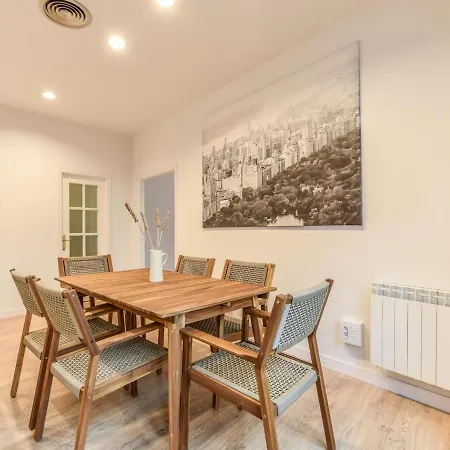 Apartamento En Plaza De Canalejas