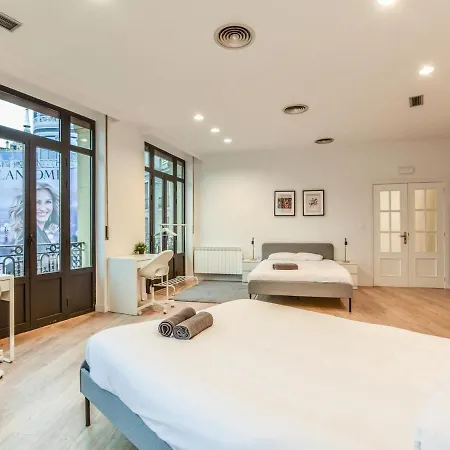 Appartamento Apartamento En Plaza De Canalejas