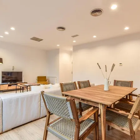 Apartamento En Plaza De Canalejas Apartment *