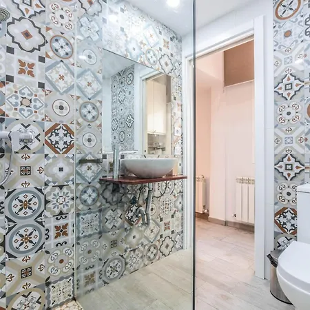Loft Reformado En Chueca 4 Personas Madrid