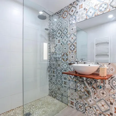 Loft Reformado En Chueca 4 Personas