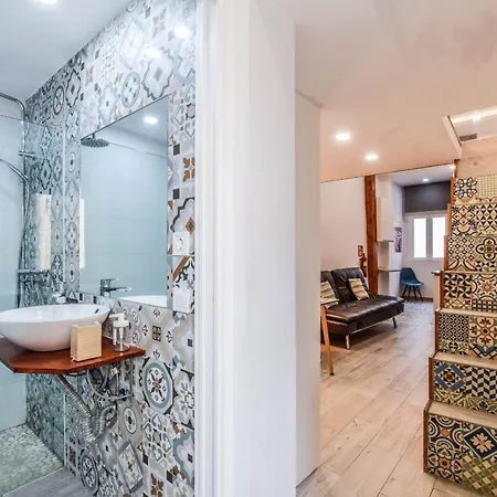 Apartment Loft Reformado En Chueca 4 Personas *