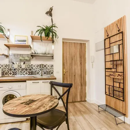 Apartment Plaza De Lavapies