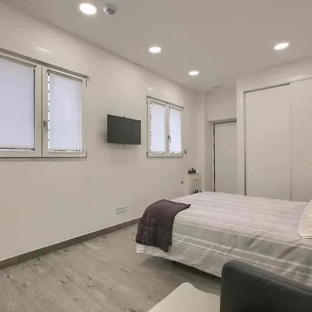 Rina Apartamento1 * Madrid