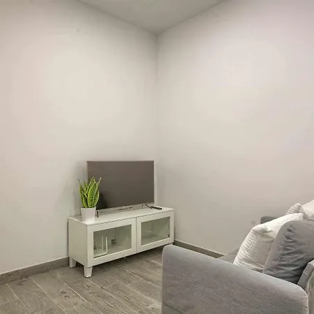 Apartment Rina 2 *