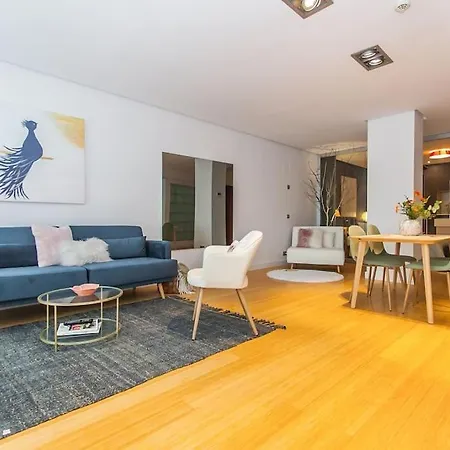 Apartamento Atocha, Precioso Piscina Y Parking At Lavapies *
