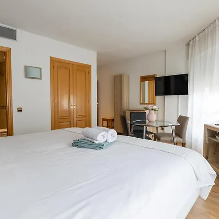 Edificio Leganitos Apartment