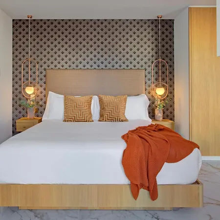Umusic Hotel 5*