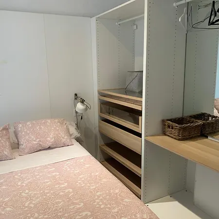 Acogedora Casa Cerca A Ifema Y Aeropuerto Apartment *