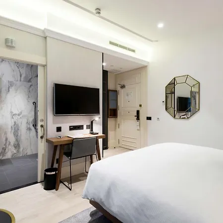 Doubletree By Hilton Madrid-prado Otel Madrid