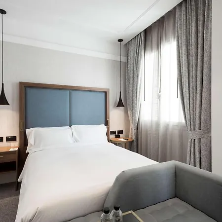 Otel Doubletree By Hilton Madrid-prado Madrid
